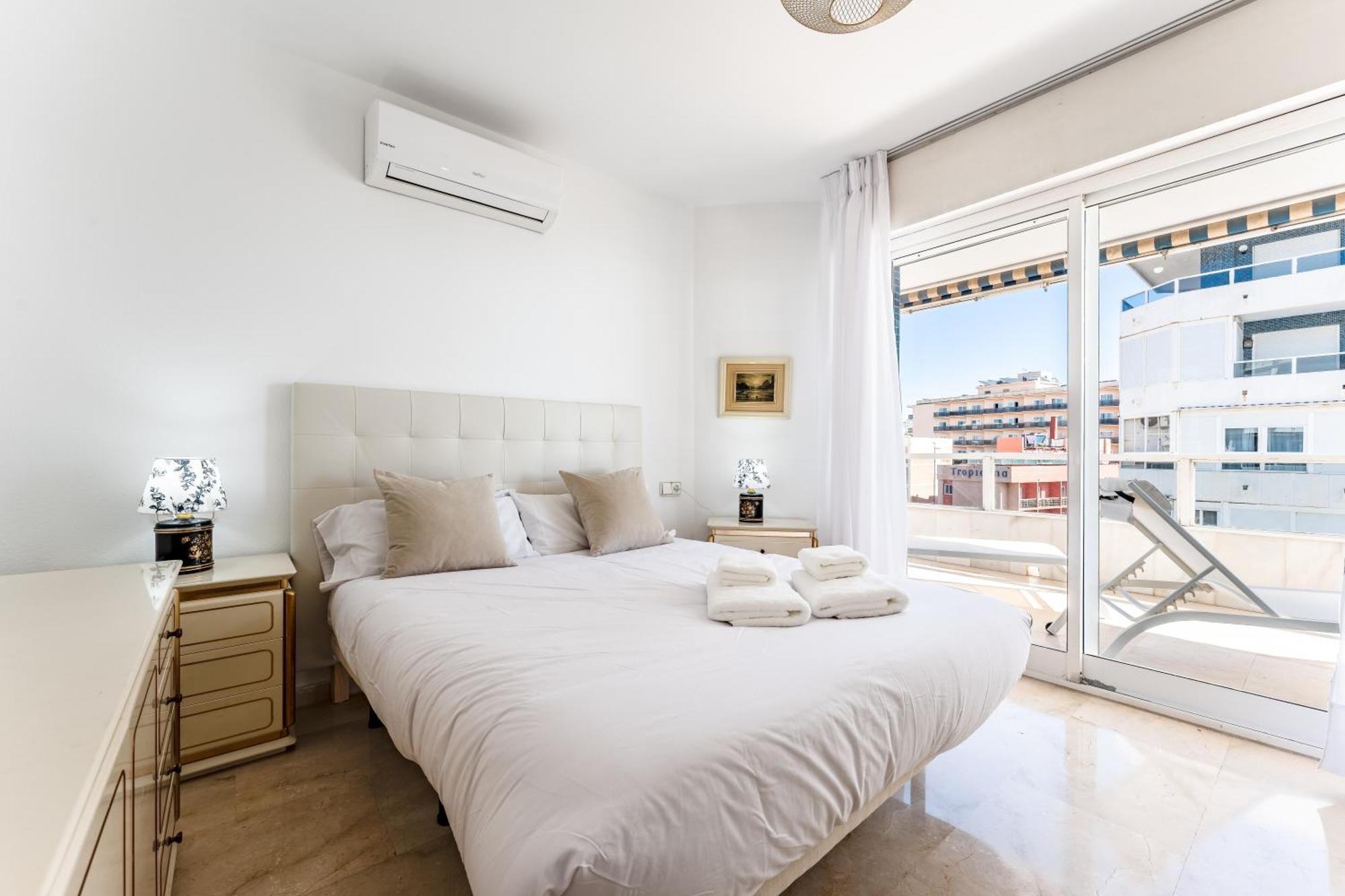 Tropico Carihuela View & Parking Apartment ตอร์เรโมลิโนส ภายนอก รูปภาพ